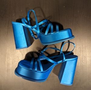 EUC satin chunky heels